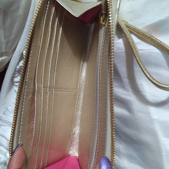 Authentic Coach Wallet - Picture 2 of 2